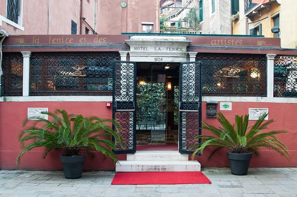 Sant'Angelo - Fenice Apartments In Венеция Экстерьер фото